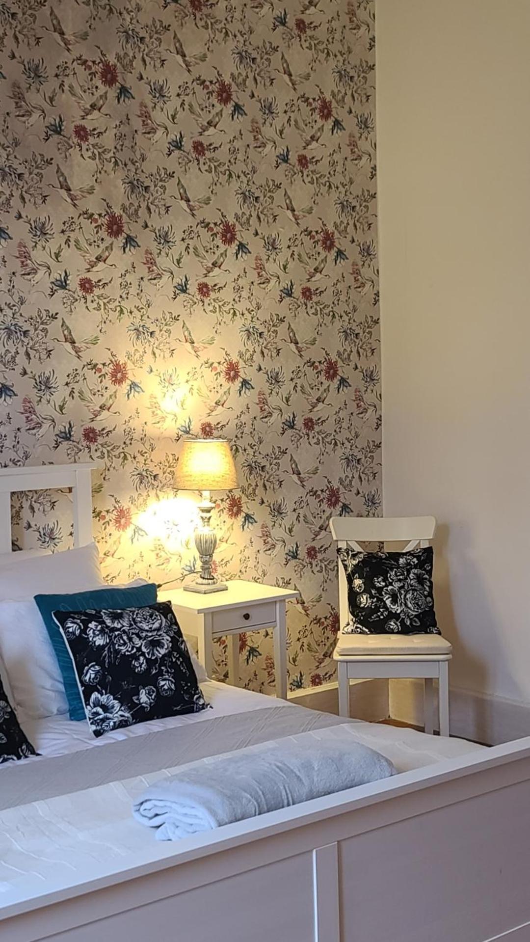 Le Manoir Du Moulin De Madame Bed & Breakfast Villeneuve-sur-Lot Room photo