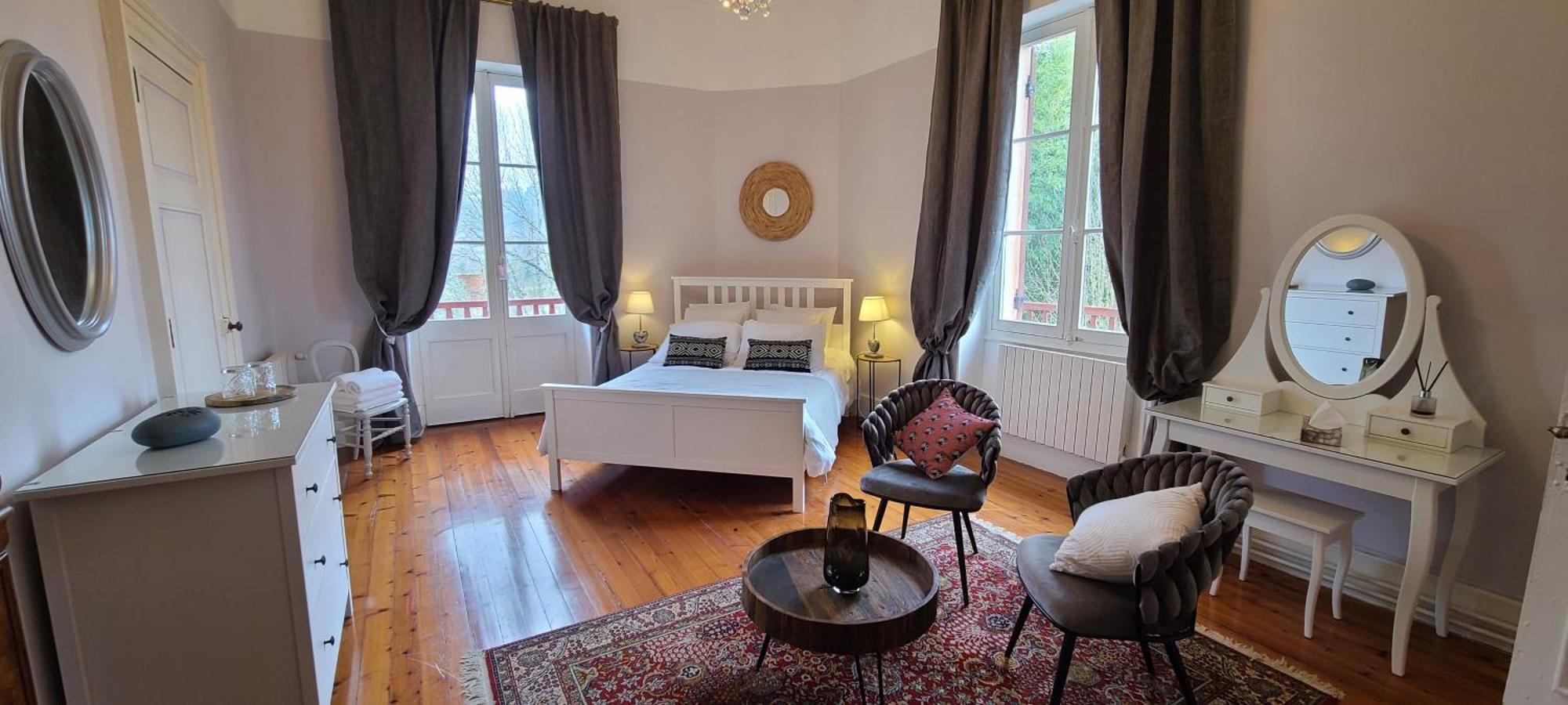Le Manoir Du Moulin De Madame Bed & Breakfast Villeneuve-sur-Lot Exterior photo