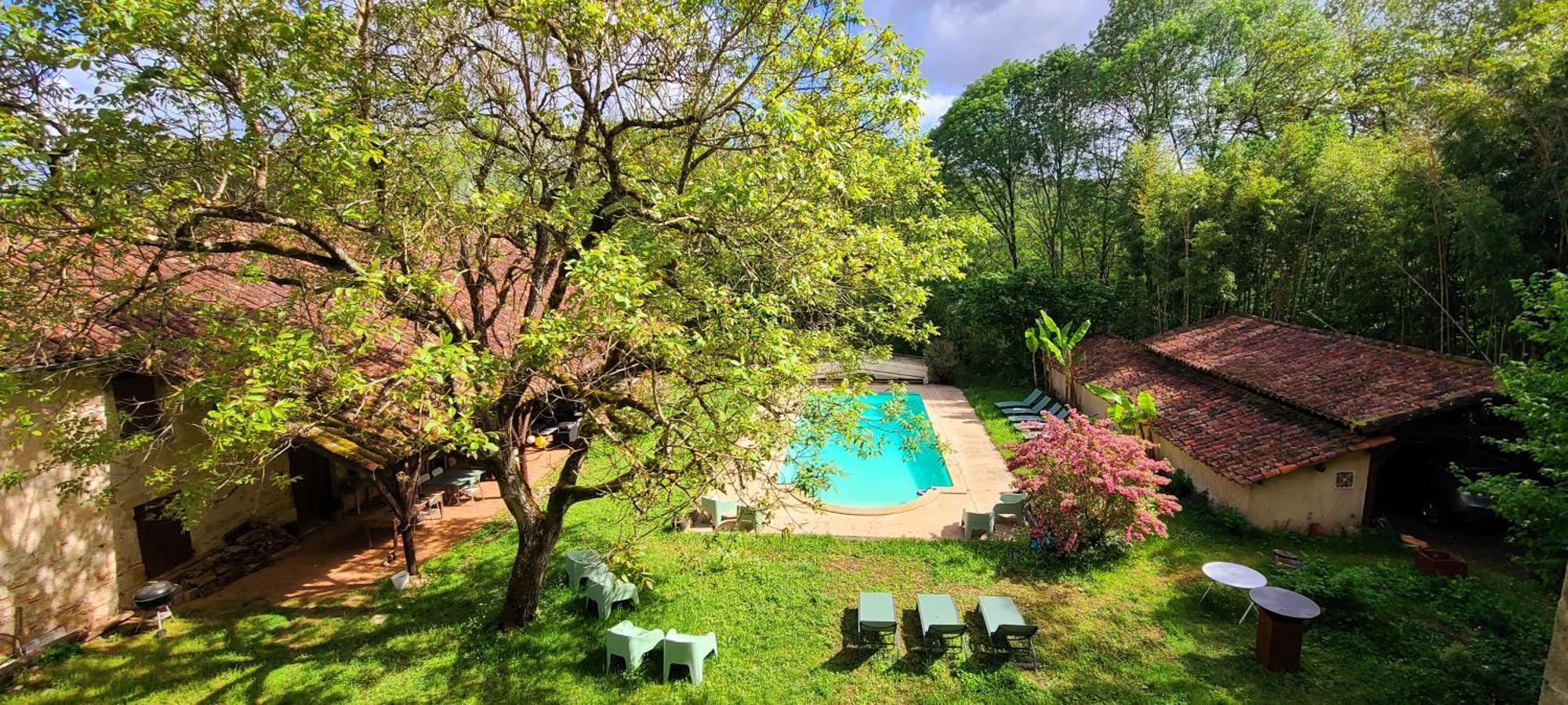 Le Manoir Du Moulin De Madame Bed & Breakfast Villeneuve-sur-Lot Exterior photo